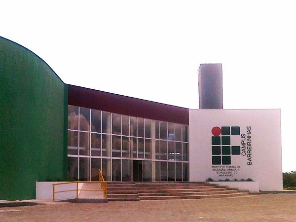 483.jpg